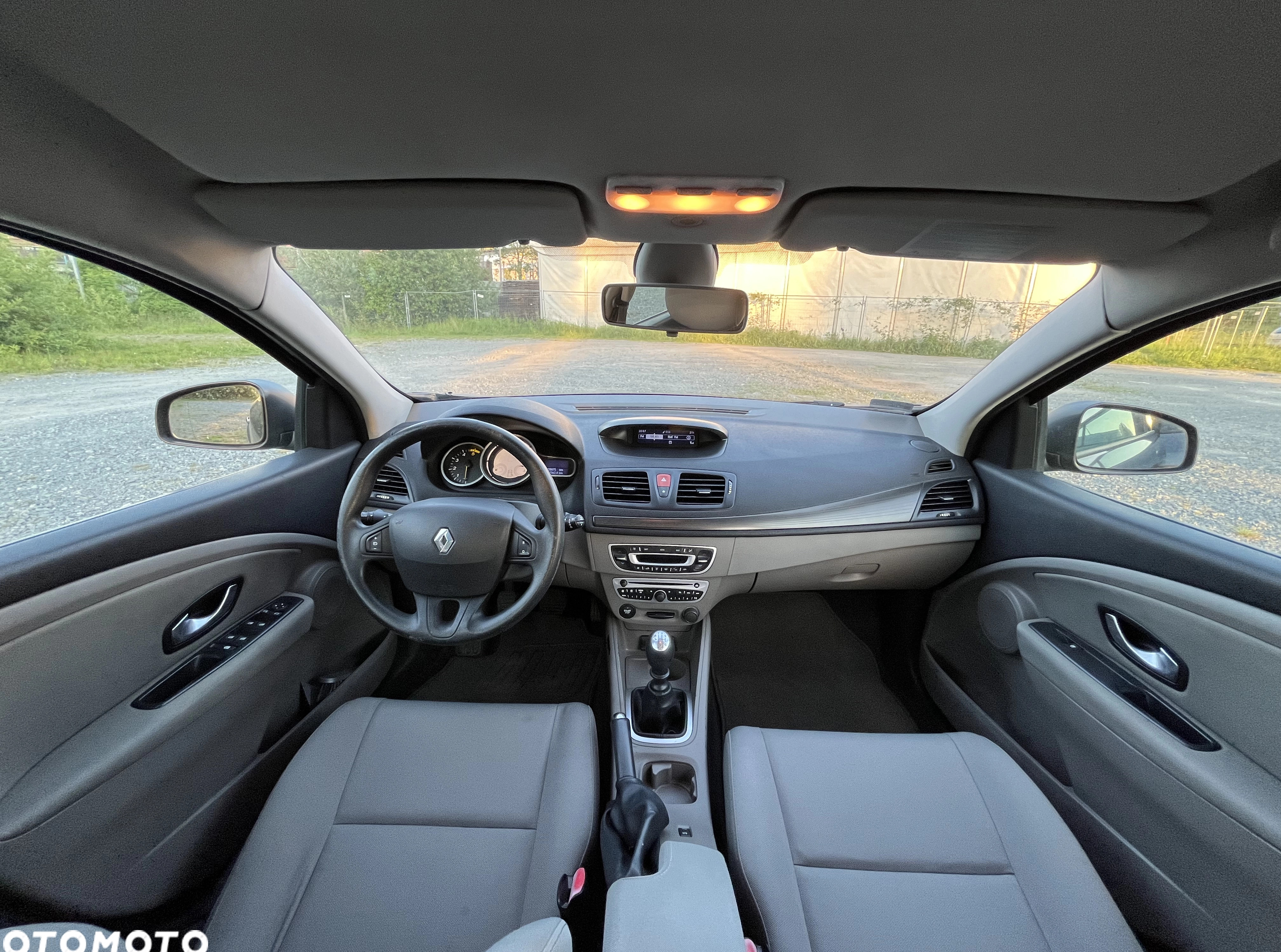 Renault Megane cena 15500 przebieg: 208075, rok produkcji 2009 z Gdańsk małe 704